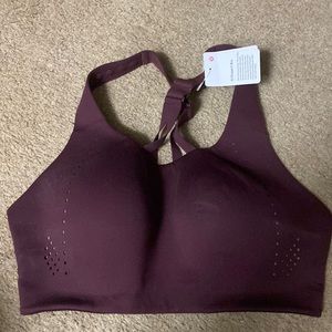 New Lulu Sports Bra
